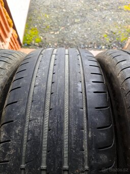 Goodyear 225/45 R18 - 5