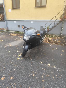 Honda CBR 1100 Blackbird - 5