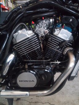 Honda VT 500 - 5