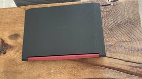 Prodám notebook acer nitro 5 AMD Ryzen 5 3550H - 5
