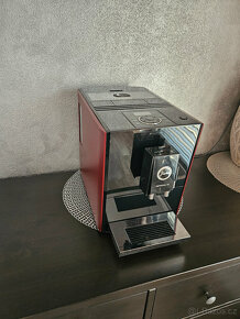Švýcarský kávovar Jura A5 Black&RED Limitovaná edice - 5