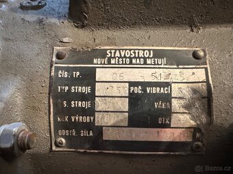 Vibrační asynchronní motor 400V - 5