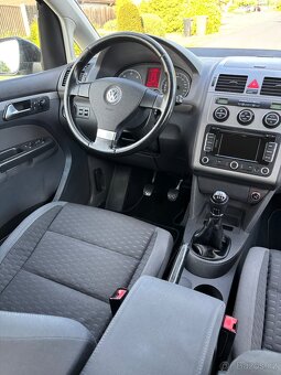 Volkswagen Touran 1.9Tdi 77kW 2010 7míst - 5