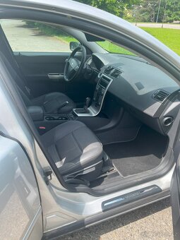 VOLVO V50 2.0D - 5