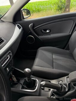 Renault Mégane III 1.5 DCI - 5