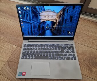 Lenovo IdeaPad 330s-15IKB - i5, IPS, Radeon RX 540 - 5