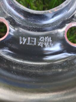 Zimní sada Passat b8 Superb 3 5x112 Pirelli 215/60/16 - 5