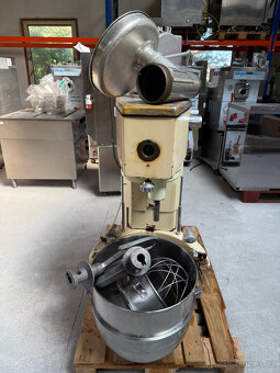 Hnětač Alba RE 22 vč. kompletního příslušenství - 5