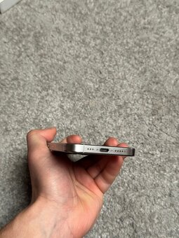 iPhone 15 Pro 128gb Bílý Titan - 5