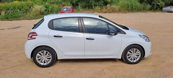 Peugeot 208 1.0i najeto 63 000 km 1 majitel koupeno v ČR - 5