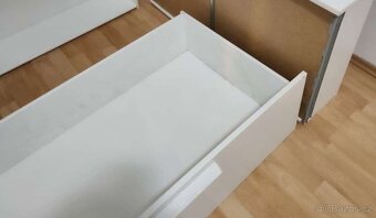Postel IKEA BRIMNES 180x200 - 5