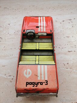 Staré autíčko Pagyra-3 - 5