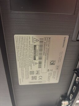 Prodám TV Samsung UE55TU8072 - 5