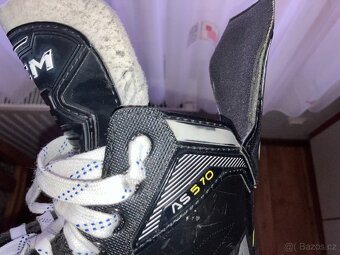 Brusle CCM Tacks AS-570 JR - 5