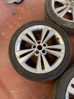 Prodám dvě sady ALU kol Škoda Octavia II - 5