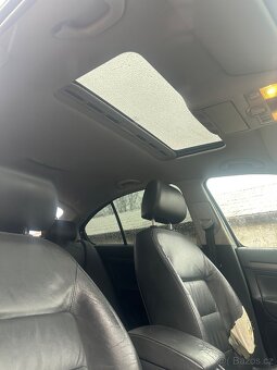 ND Škoda Octavia 2 2.0 TDi BKD manual /xenon/GPS/kůže / barv - 5