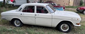 Gaz 24 volha pojízdná - 5