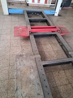 Rámový hever / rovnací rám CAR SYSTEM – Verona, Itálie (nosn - 5