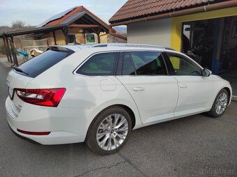 Skoda superb tdi ,dsg,4x4,140 kw,r.v.2020,style plus - 5