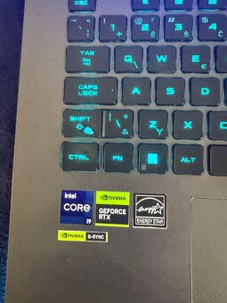 ASUS ROG Strix G18 G814JIR-N6003W - 5