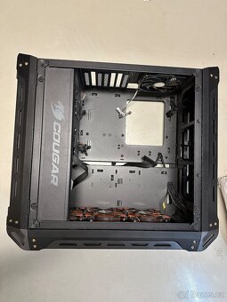 Prodám CASE - Cougar MX330 miditower se zdrojem - 5