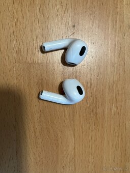Apple AirPods 3 - pouzdro OK, sluchátka poškozená - 5