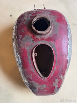 Nádrž jawa 250, 350 - 5