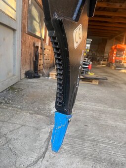 Rozrývací trn na bagr - 5