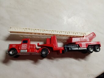 Matchbox autíčko - 5