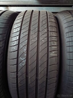 205/55/16 Michelin - 5
