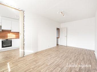 Pronájem bytu 3+1, Rajmonova, Kobylisy, 25900 Kč/měs, 67 m2 - 5
