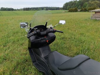 Suzuki Burgman 400 - 5
