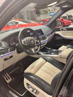Prodám BMW x7 M50D - 5