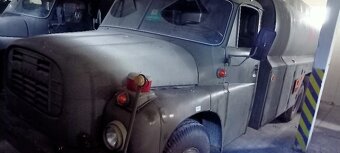 Prodej souboru automobilní a speciální techniky - 5