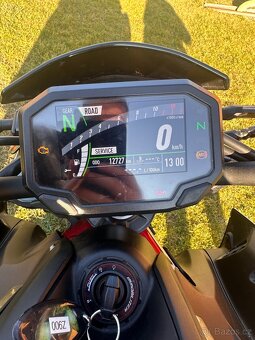 Kawasaki Z900 - 5
