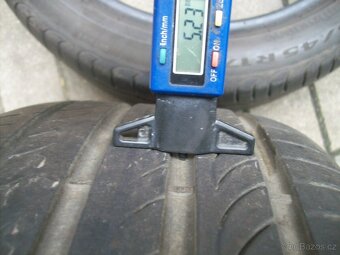 2ks PIRELLI Octavia RS Golf 225.45.17 94Y XL - 5