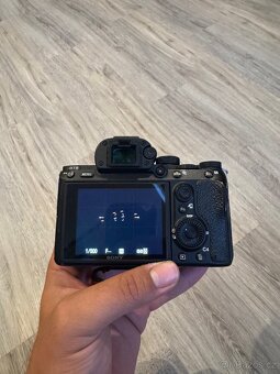 Sony A7 III - 5