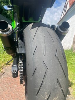 Kawasaki Z1000SX - 5