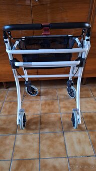 Chodítko pro seniory - 5