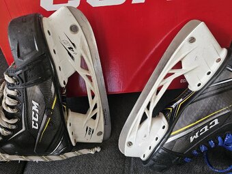 HOKEJOVÉ BRUSLE CCM vel.40,5-6,5 - 5