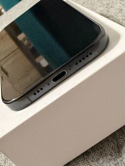 iPhone 16 Pro 128GB Černý, Baterie 94% - 5