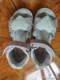 Podzimní boty a sandálky - 5