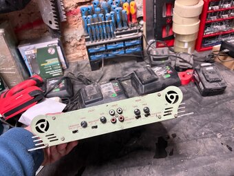 Prodám zesilovač Samson SX2400 - 5