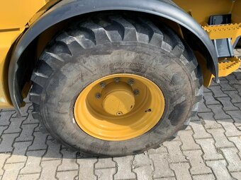 Na prodej: Kolový nakladač CAT 908 (2018) - 5