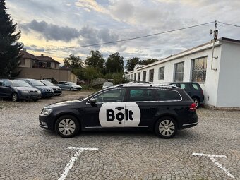 Pronájem VW Passat B7 2.0 TDi 103kW, taxi, BOLT, UBER - 5