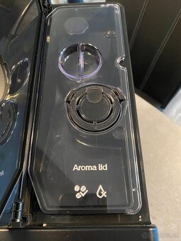 KÁVOVAR PHILIPS EP5330 - 5