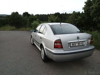 Škoda Octavia 1,6i,74kw,114000km - 5