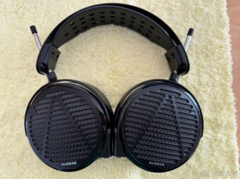 Referenční sluchátka Audeze LCD-5, jako nová - 5