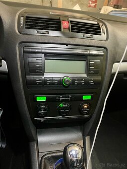 Octavia 2 1.9tdi liftback - 5
