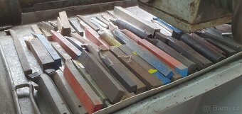 Soustruh SN 250 - 5